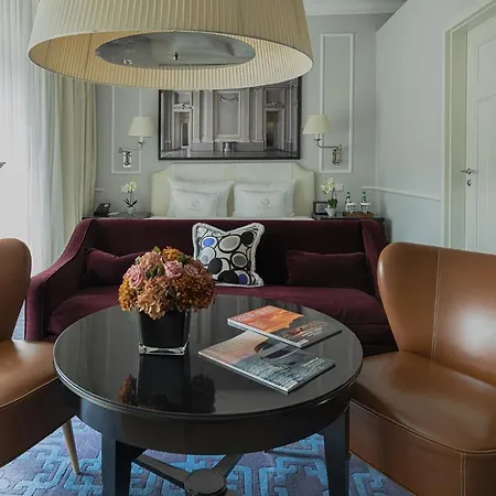 House Of Huetter- Boutique מלון 5*