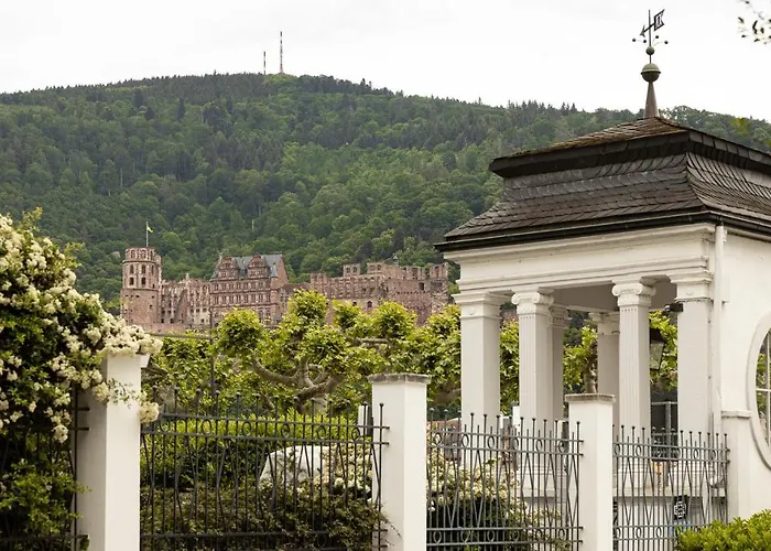 House Of Huetter- Boutique